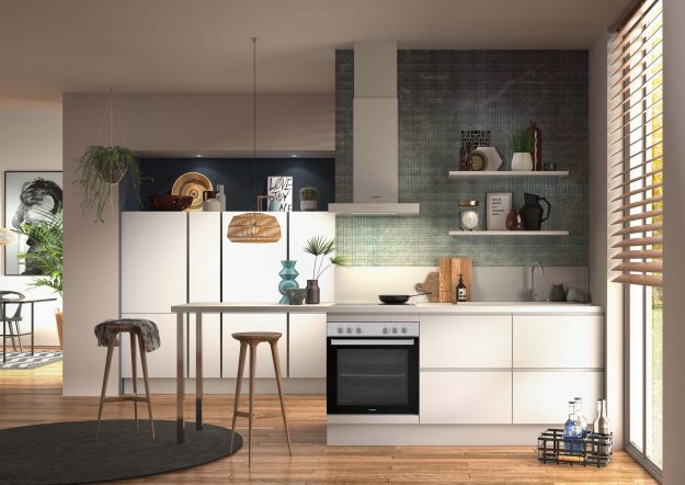 Kleine Küche mit Sitzgelegenheit von Häcker Küchen mit weißen Fronten erhältlich bei KÜCHE kreativ